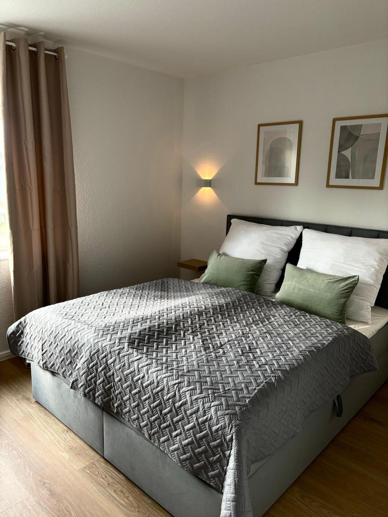Home & Apart - Apartment Im Herzen Von Kreyenbrueck - Apartment 2 โอลเดนบวร์ก ภายนอก รูปภาพ